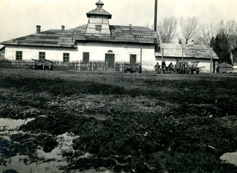 KKE 6013.jpg - KKE 6013 – Fot. Gorzelnia w Kulawie, Kulawa – Żółkiew , 1937 r.